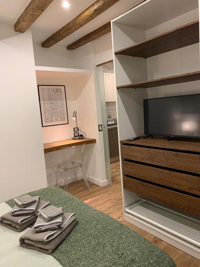 Elegant Suite In Milan Center Milão Exterior foto