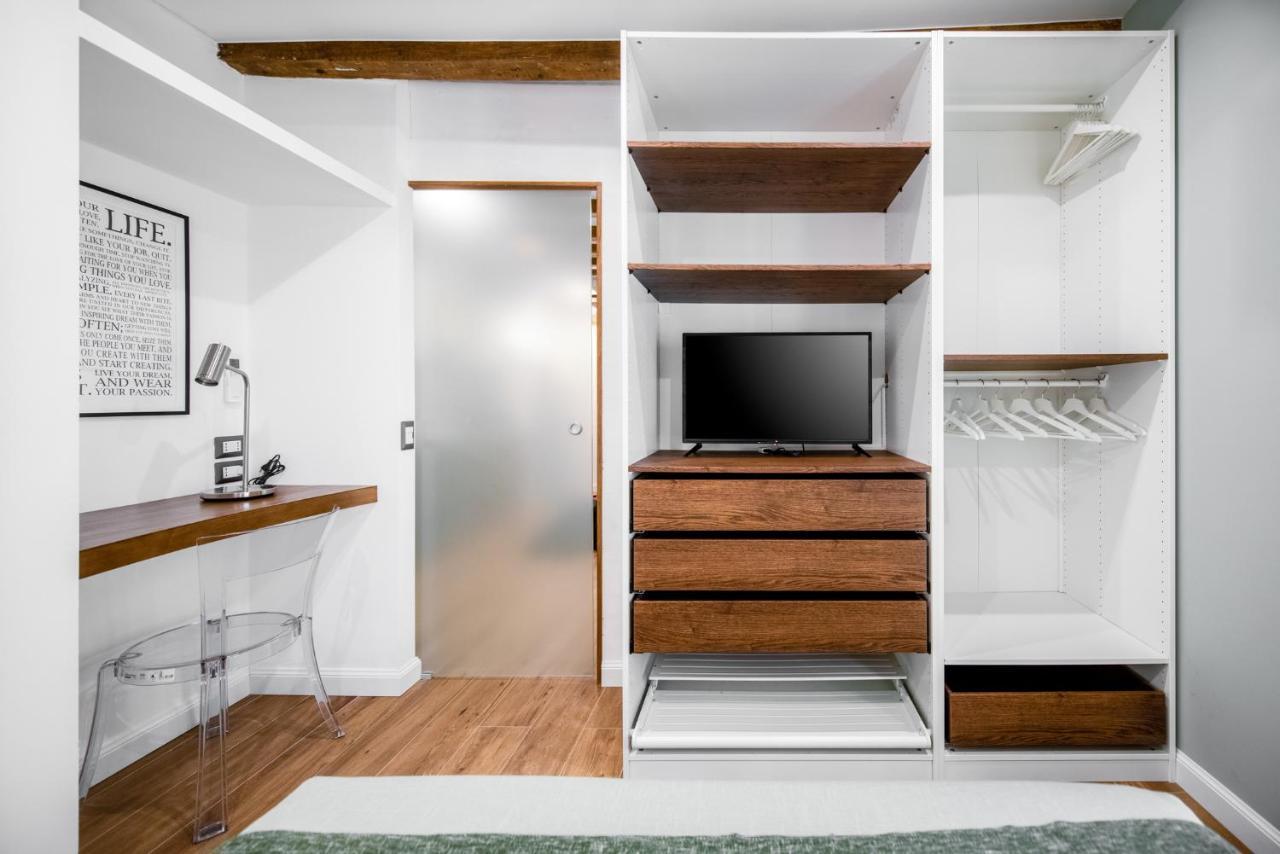 Elegant Suite In Milan Center Milão Exterior foto